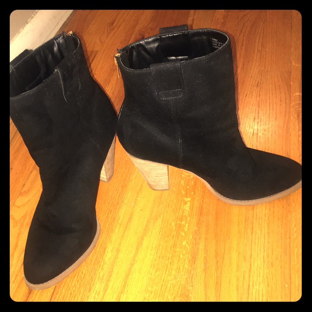 Black Ronny Heeled Booties